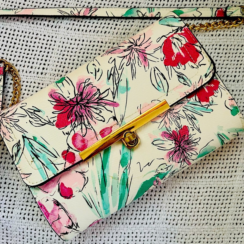 a new day Floral Crossbody Bag - Red, Green, Cream